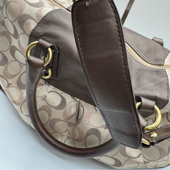 Coach Signature Ashley Satchel / Shoulder Bag | Good Used Condition - Picture 6 of 16